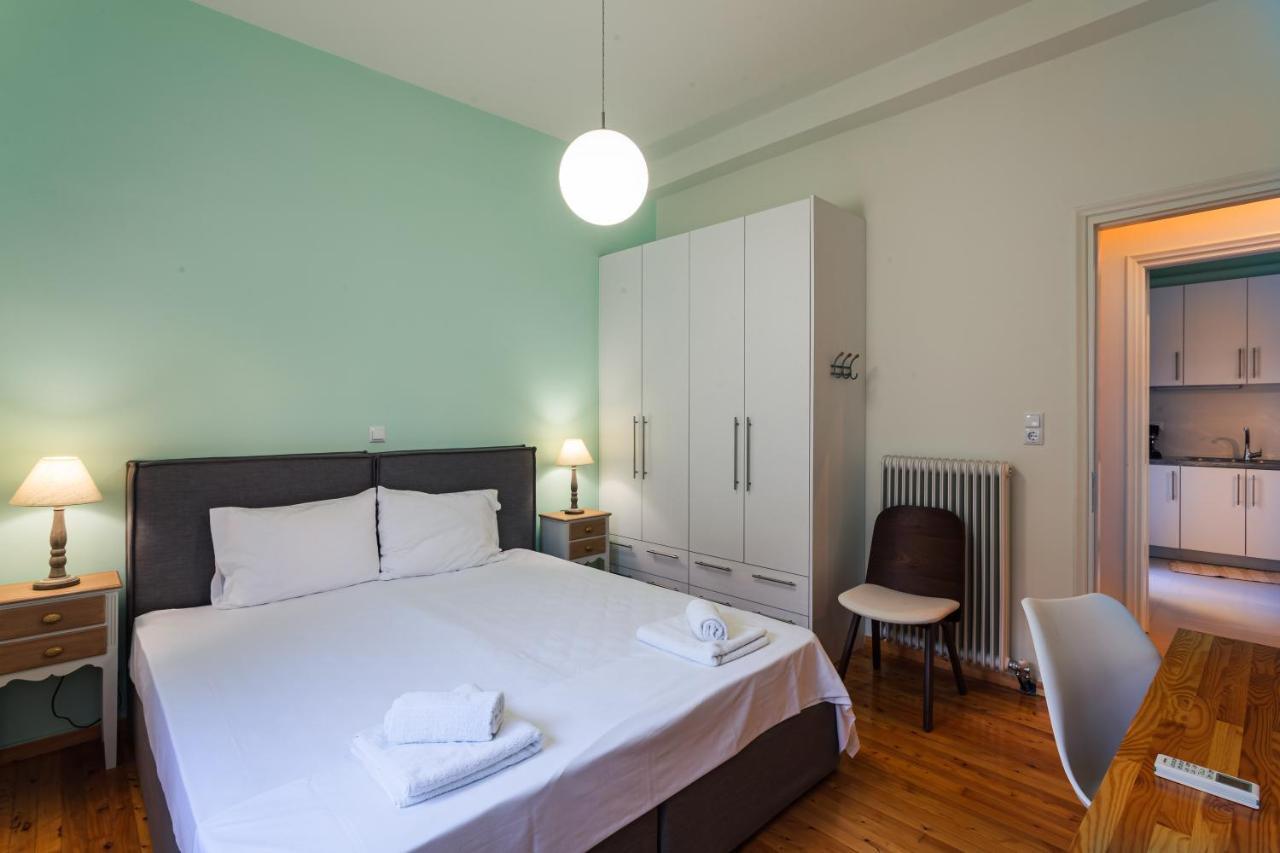 Upscale Modern Escape In The Historic Center Lejlighed Kalamata Eksteriør billede