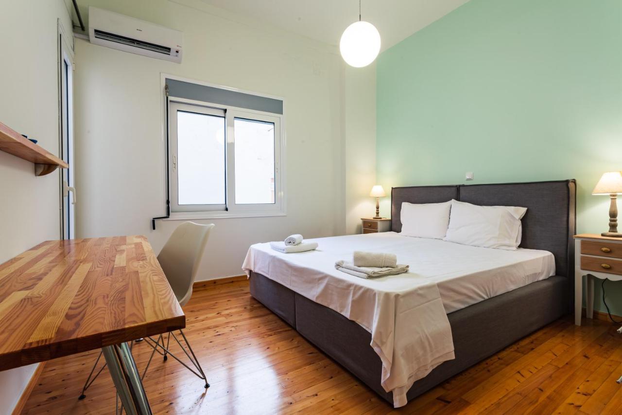 Upscale Modern Escape In The Historic Center Lejlighed Kalamata Eksteriør billede